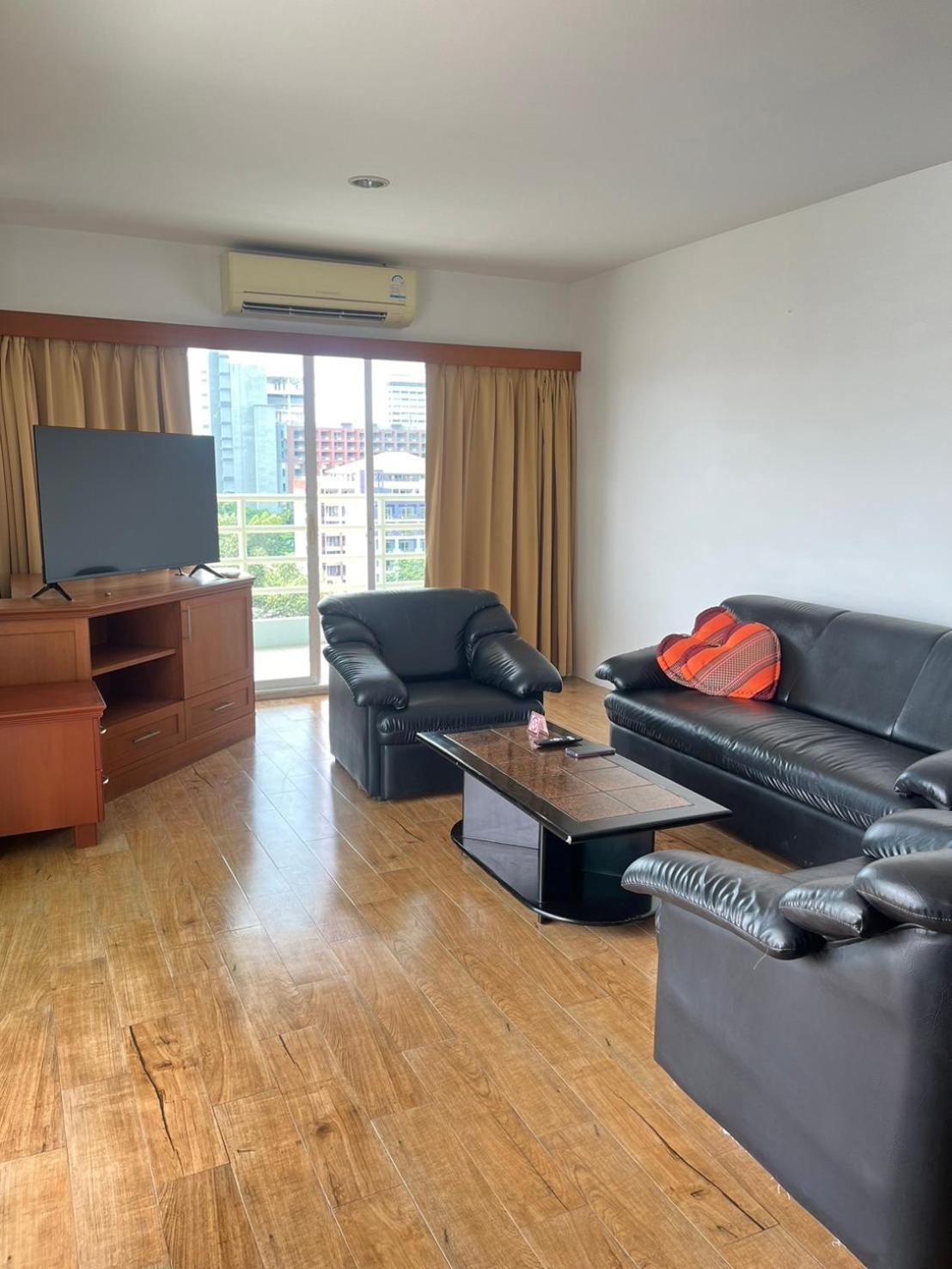 Joy Shop At View Talay 6 Apartment Pattaya Exterior foto