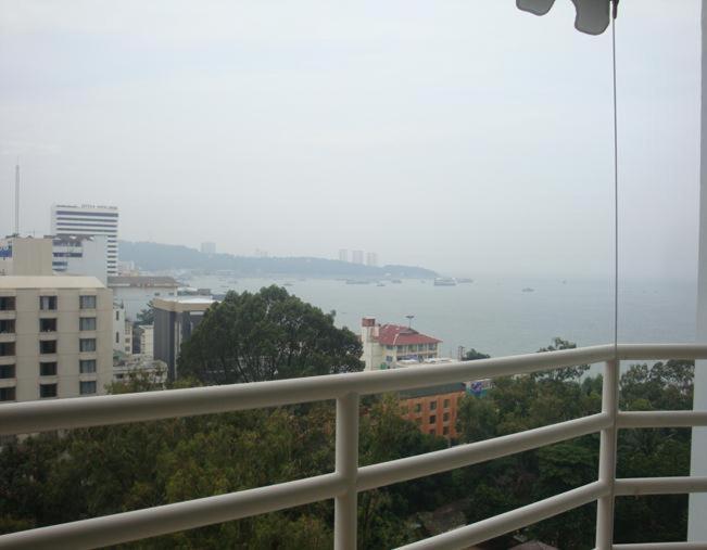 Joy Shop At View Talay 6 Apartment Pattaya Exterior foto